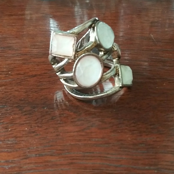 Vintage. Cuff Ring - Picture 2 of 7